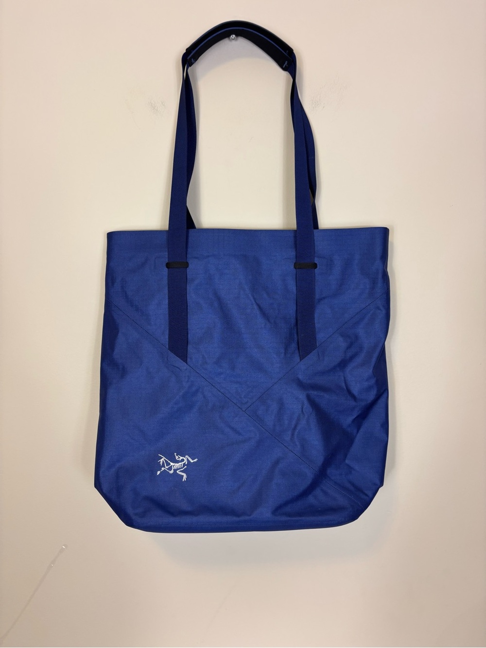 Arc’teryx Blue Tote Bag with Pack Liner 16 x 6 x 14.5”